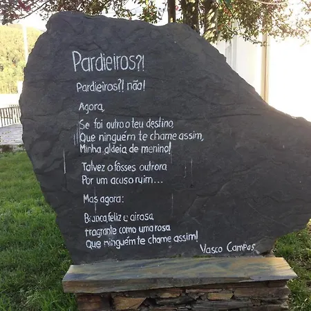 Alojamento Local De Pardieiros Гостевой дом *
